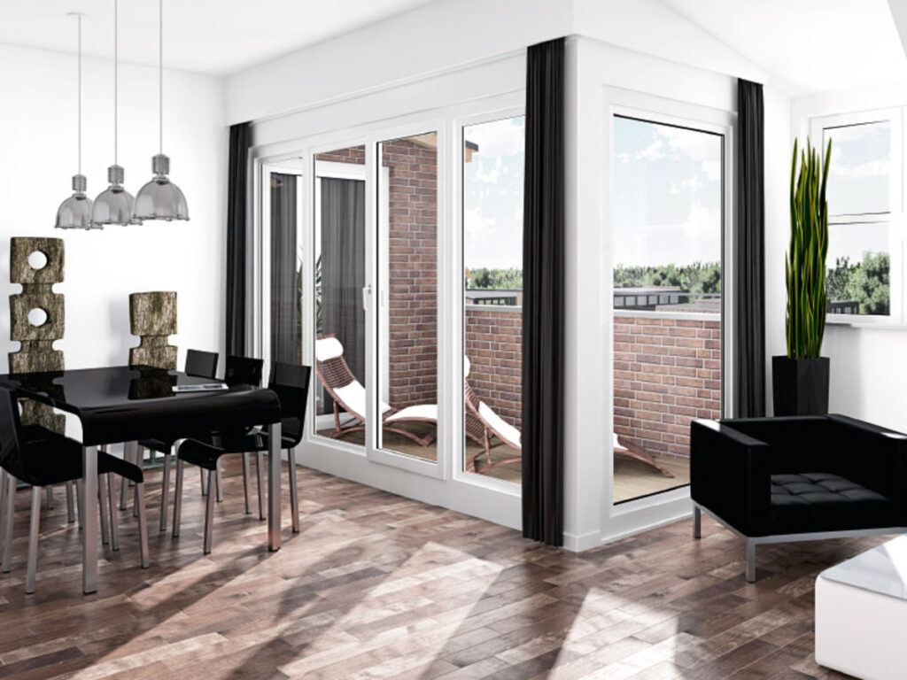 Moderner Essbereich mit Balkon und großen Fenstern.